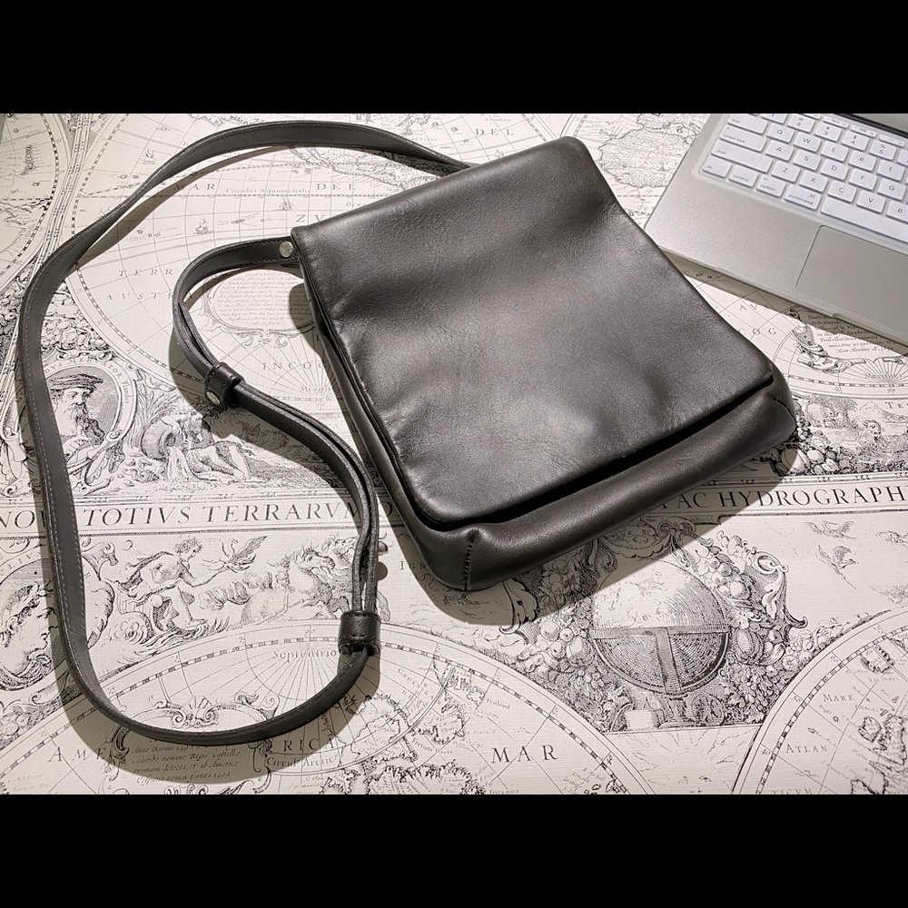 Vintage deep brown leather coach purse silver